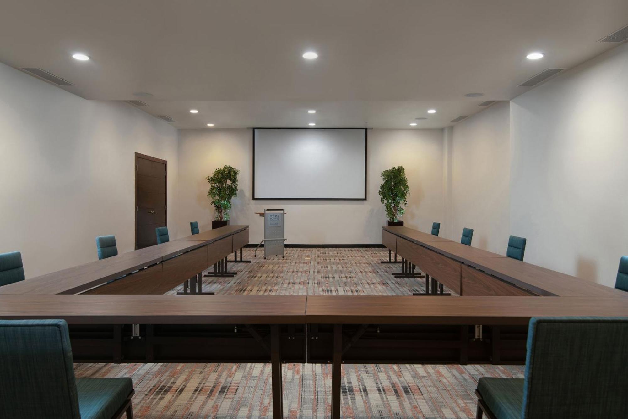 Four Points By Sheraton Пунта Кана Екстериор снимка