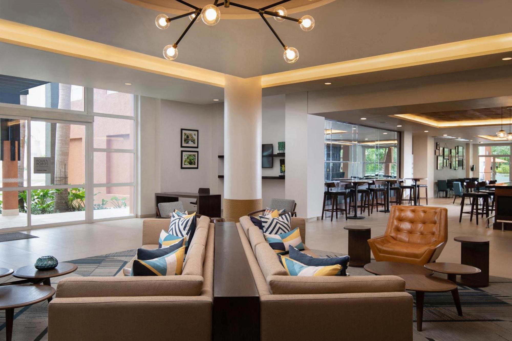 Four Points By Sheraton Пунта Кана Екстериор снимка